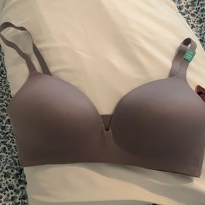 Tommy John Second Skin 32D bra NWT